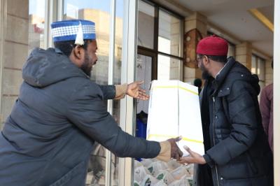 حينما يصير الماء منبرًا: 13 عامًا صنعت مشهد عاشوراء في القارة السمراء