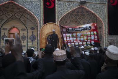 حينما يصير الماء منبرًا: 13 عامًا صنعت مشهد عاشوراء في القارة السمراء