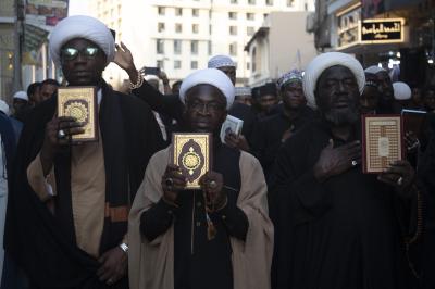 حينما يصير الماء منبرًا: 13 عامًا صنعت مشهد عاشوراء في القارة السمراء