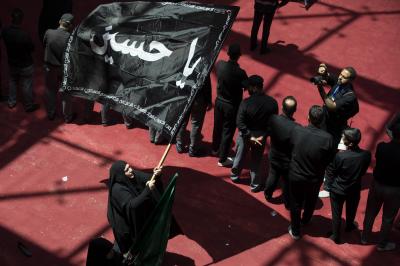 دفن الأجساد الطاهرة: شرفٌ لا يتوقف عند جيل، بل يُعاد كل عام مع  الإمام الحسين (عليه السلام)