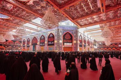مكتب المتولي الشرعي للشؤون النسوية يستقبل المعزيات بذكرى دفن الأجساد الطاهرة