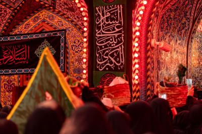 مكتب المتولي الشرعي للشؤون النسوية يستقبل المعزيات بذكرى دفن الأجساد الطاهرة