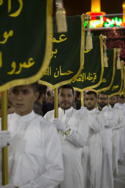 قناديل السماء : مسيرة البياض في حضرة الدم