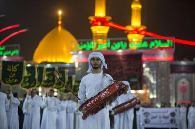 قناديل السماء : مسيرة البياض في حضرة الدم