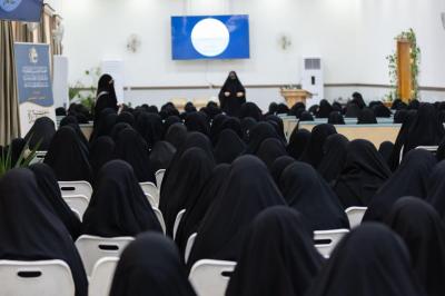 برؤية رسالية.. مخيم بنات العقيدة يسهم في إعداد جيلٍ من النساء الواعيات عَبرَ برامج فكرية وتربوية