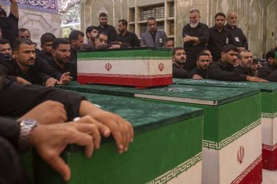 العتبة العباسية المقدسة تشهد مراسم تشييع جثامين عائلة السيد الشهيد علي الخامنئي (رضوان الله عليه)