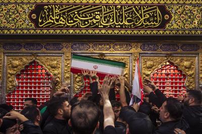 العتبة العباسية المقدسة تشهد مراسم تشييع جثامين عائلة السيد الشهيد علي الخامنئي (رضوان الله عليه)