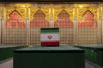 العتبة العباسية المقدسة تشهد مراسم تشييع جثامين عائلة السيد الشهيد علي الخامنئي (رضوان الله عليه)
