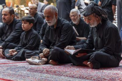 بمشاركة جموع المؤمنين.. قراءة دعاء الندبة في صحن مرقد أبي الفضل العباس (عليه السلام)