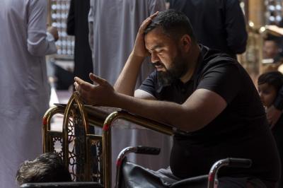 بمشاركة جموع المؤمنين.. قراءة دعاء الندبة في صحن مرقد أبي الفضل العباس (عليه السلام)