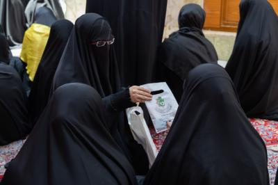 مكتبة أم البنين (عليها السلام) تنظم مسابقة للزائرات بذكرى استشهاد الإمام السجاد (عليه السلام)