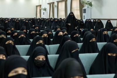 مخيم بنات العقيدة الـ35 يشهد تقديم محاضرة عن مفهوم الولاية والبصيرة