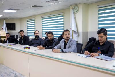قسم التطوير يقيم دورة تدريبية عن الإتيكيت الوظيفي لملاكات مستشفى الكفيل التخصصي
