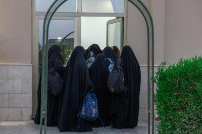 مدارس الكفيل الدينية تختتم مخيمات بنات العقيدة بمشاركة 1500 متطوعة من مختلف محافظات العراق