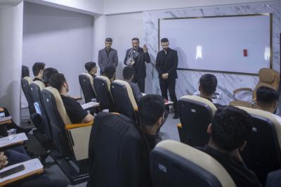 قسم الاتصالات يقيم برنامجًا تدريبيًّا لطلبة جامعة الكفيل