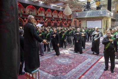 عبر موكب عزاءٍ موحّد.. خَدَمة العتبتين المقدستين يحيون ذكرى شهادة الإمام الحسن المجتبى (عليه السلام)