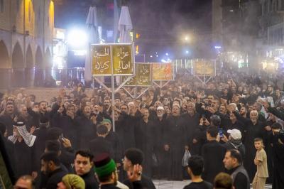 بالتنسيق مع العتبتين المقدستين.. موكب أهالي كربلاء يحيي ذكرى شهادة الإمام الحسن (عليه السلام) في النجف