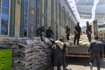 قسم المضيف يفتتح ثلاثة منافذ رئيسة لتوزيع وجبات الطعام لزائري الأربعين