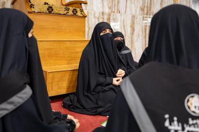 مركز الثقافة الأسرية يقدّم خدماته التوعوية والإرشادية لزائرات الأربعين