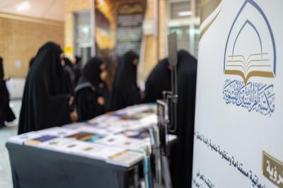 مكتبة أم البنين (عليها السلام) النسوية تباشر تقديم خدماتها الثقافية لزائرات الأربعين