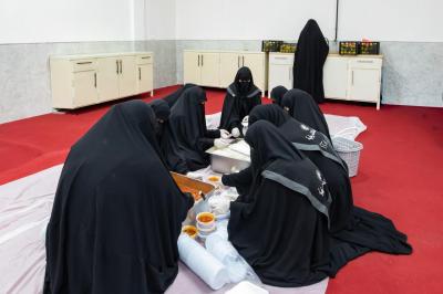 القسم النسوي في مجمع أبي الفضل العباس (عليه السلام) يقدم خدماته لزائرات الأربعين