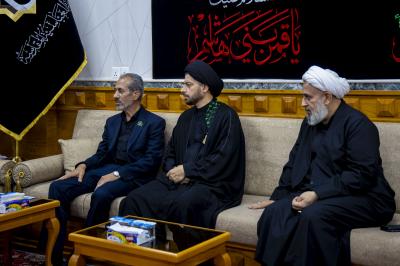 المشرف على مجمع أبي الفضل العباس (عليه السلام) يستقبل وفدًا من مرقد السيدة المعصومة (عليها السلام)