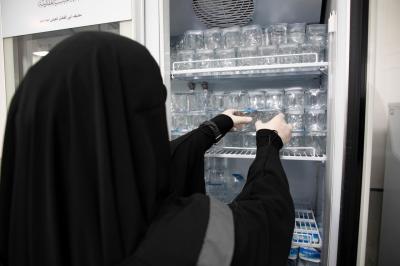 رابطة بنات الكفيل تشارك في تقديم الخدمات لزائرات الأربعين في مجمّع أبي الفضل العباس (عليه السلام)