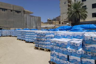 قسم الشؤون الخدمية: حملة توزيع الماء والثلج تشمل المواكب الحسينية داخل محافظة كربلاء وخارجها