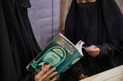 مدارس الكفيل الدينية النسوية تنشر 120 مبلّغة لتقديم الإرشاد الديني لزائرات الأربعين