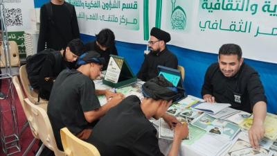 على محور (بابل – كربلاء).. محطات الموكب الثقافي العام تشهد إقبالًا واسعًا من الزائرين