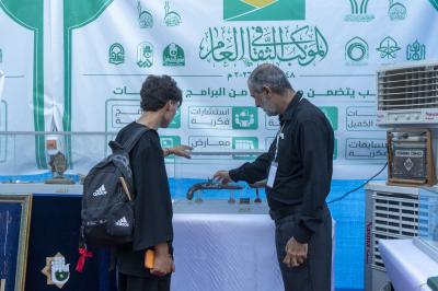 على محور (بابل – كربلاء).. محطات الموكب الثقافي العام تشهد إقبالًا واسعًا من الزائرين