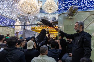 بمشاركة عدد من المتطوعين.. ملاكات قسم إدارة الحرم الشريف تنظم حركة زائري الأربعين
