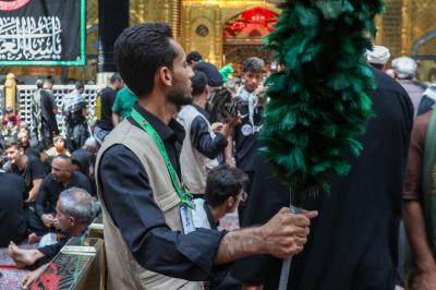 ملاكات قسم رعاية الصحن الشريف تنظّم انسيابية دخول زائري الأربعين وخروجهم