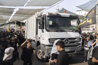 في أيام زيارة الأربعين.. قسم الشؤون الخدمية يستنفر جهوده لتنظيف محيط العتبة العباسية المقدسة