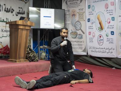 ملتقى جامعة العميد الطبي ينظم ورشتين علميتين حول الإسعافات الأولية وهندسة الإدراك لزائري الأربعين