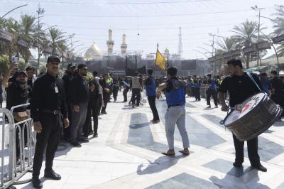 خلال أيام زيارة الأربعين.. قسم بين الحرمين ينظم انسيابية حركة المواكب العزائية في الساحة الوسطية