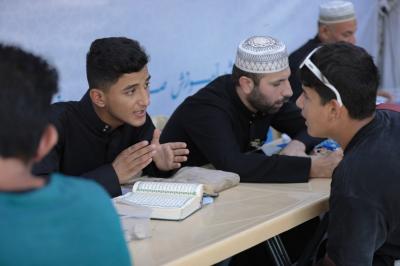 ضمن خطته الخاصة بزيارة الأربعين.. المجمع العلمي يواصل تنفيذ برامجه القرآنية والثقافية للزائرين