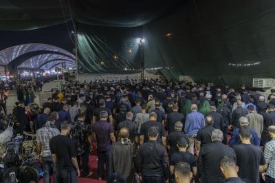 الأستاذ في الحوزة العلمية الشيخ حسن الجواهري يطّلع على الخدمات المقدّمة للزائرين في مجمع أبي الفضل العباس (عليه السلام)
