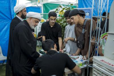 في مجمّع الشيخ الكليني.. قسم الشؤون الفكرية يعرض أكثر من 300 إصدار ضمن فعاليات الموكب الثقافي العام