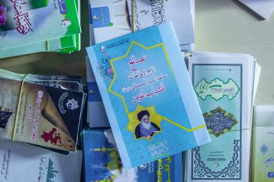 على محور بابل.. قسم الشؤون الدينية يقدم خدماته التبليغية والإرشادية لزائري الأربعين