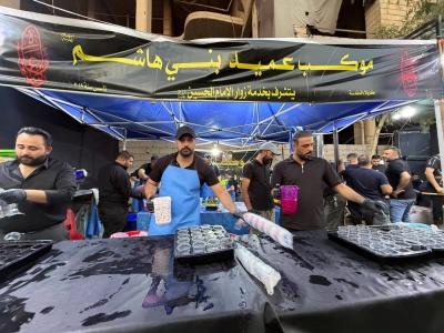 مع تزايد أعداد الزائرين.. موكب عميد بني هاشم (عليه السلام) يواصل جهوده الخدمية على مدار اليوم