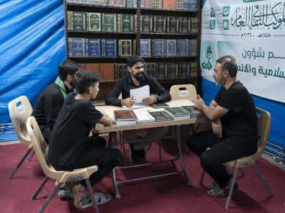 عَبرَ محطته على محور النجف.. قسم المعارف ينظم مسابقات دينية ومعرفية للزائرين