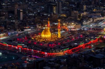 بالصور.. جموع المعزّين تحتشد عند العتبتين المقدستين في كربلاء لإحياء زيارة الأربعين