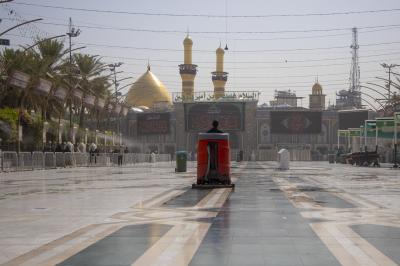 قسم بين الحرمين ينفذ حملة لغسل الساحة الوسطية وتنظيفها