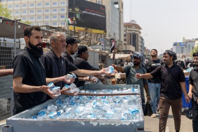 موكب جامعة الكفيل يقدم خدماته للزائرين بذكرى شهادة النبي الأكرم (صلى الله عليه وآله)