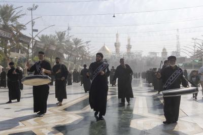 في ذكرى شهادة النبي الأعظم (صلى الله عليه وآله).. ملاكات العتبة العباسية المقدسة تنظم انسيابية حركة المواكب العزائية