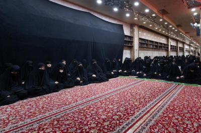 شعبة التوجيه الديني النسوي تنظم برنامجًا عزائيًّا بذكرى شهادة الرسول الأعظم (صلى الله عليه وآله)