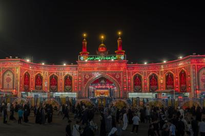 بين كربلاء والنجف.. العتبة العباسية تُجسّد ملحمةً فكريةً وخدميةً في إحياء ذكرى رحيل الرسول الأعظم (صلى الله عليه وآله وسلم)