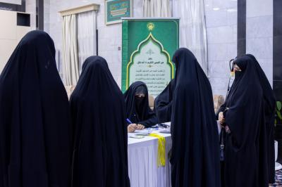 شعبة فاطمة بنت أسد تستقبل 55 حافظة من البصرة للمشاركة في مسابقة أشرقت بشائر الرحمة