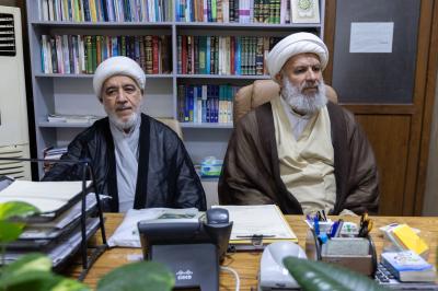 قسم الشؤون الدينية يعقد اجتماعًا مع ملاكاته لمناقشة تعزيز الخدمات المقدّمة للزائرين